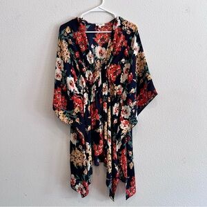 Floral tunic cover-up. Top.  Size Medium Umgee